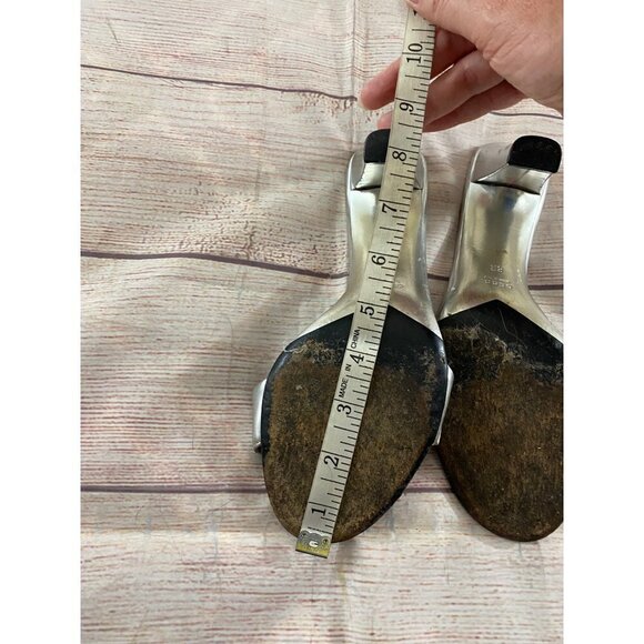 Gucci Women's Silver Slip Ons Mules - Have Wear And Tear - 8B - Picture 8 of 12